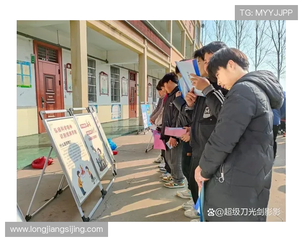 湖南工业大学足球队:奋勇争先推动校园体育文化发展新风尚 湖南工业大学足球队:奋勇争先推动校园体育文化发展新风尚