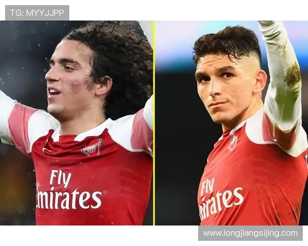 弗伦基德容中场核心地位解析及其在现代足球体系中的战术价值 弗伦基德容中场核心地位解析及其在现代足球体系中的战术价值