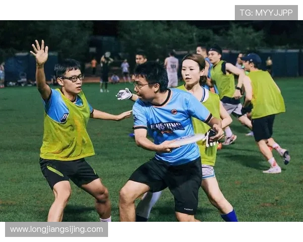 广州飞盘队在比赛中的盯防策略分析与得失总结