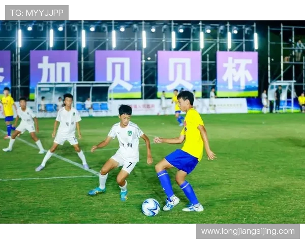 探讨现代足球俱乐部运营模式与青训体系融合发展的新趋势与重要方向 探讨现代足球俱乐部运营模式与青训体系融合发展的新趋势与重要方向